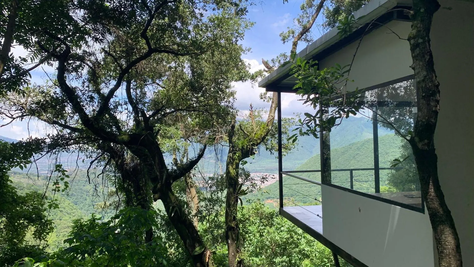 Lodge Finca El Tambor Nature Reserve, Lodging And Tours Antigua