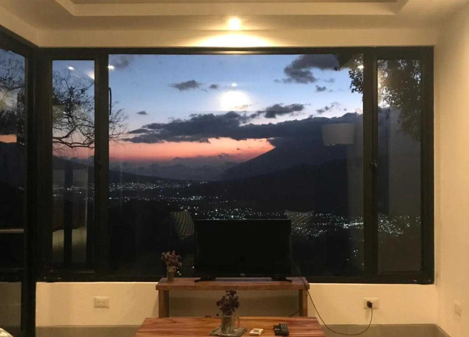 Finca El Tambor Nature Reserve, Lodging And Tours Antigua Guatemala